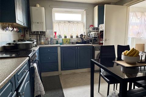 3 bedroom maisonette for sale, Waterloo Street, Glodwick, Oldham, OL4