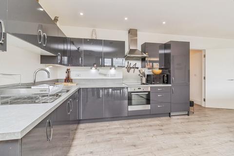 2 bedroom flat for sale, Brooklands Square, Brooklands, Milton Keynes, Buckinghamshire, MK10