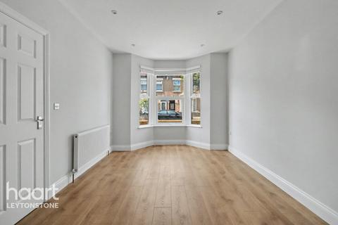 4 bedroom end of terrace house for sale, Matcham Road, London