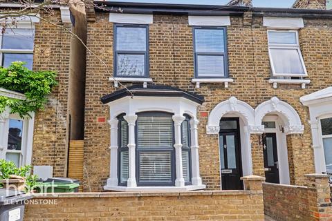 4 bedroom end of terrace house for sale, Matcham Road, London