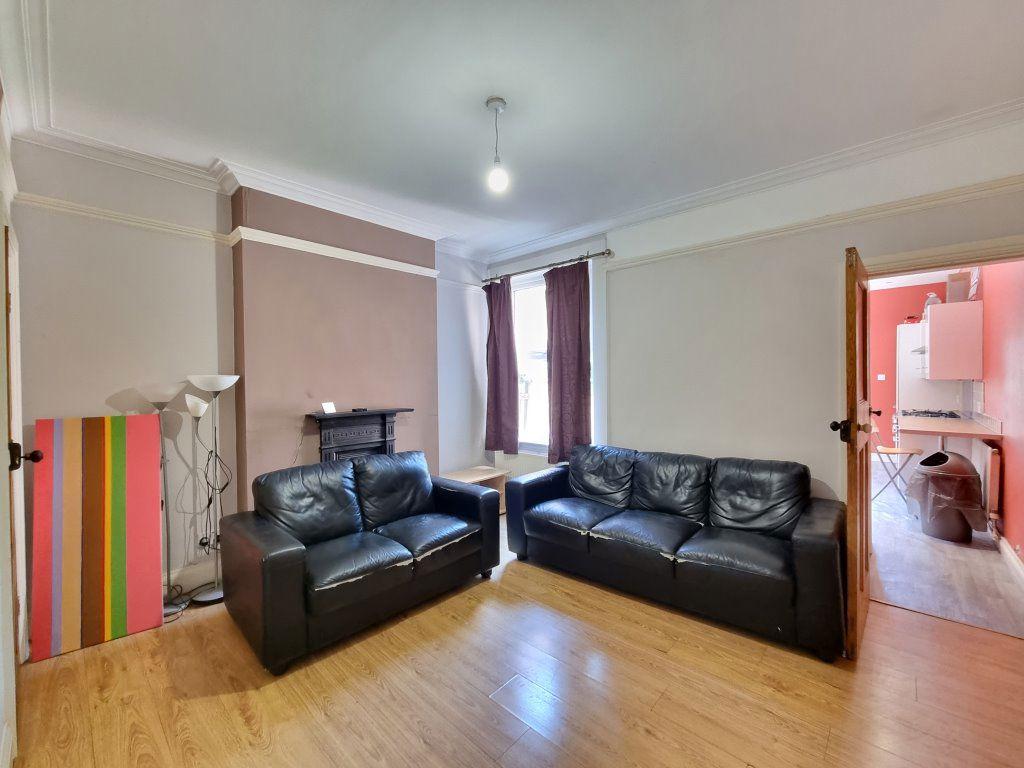 House in Leicester, Clarendon Park - View 5