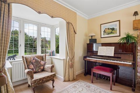 5 bedroom detached house for sale, Timpsons Row, Olney