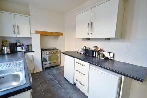 3 bedroom terraced house to rent, Lytton Road, Leicester