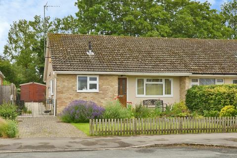 2 bedroom semi-detached house for sale, Milford Avenue, Stony Stratford, Buckinghamshire, MK11