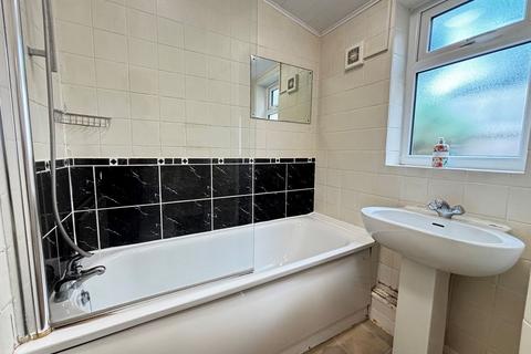 2 bedroom terraced house for sale, Mooreland Road, Bromley BR1