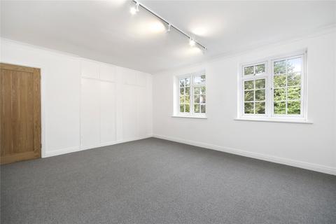 2 bedroom flat for sale, Regents Court, St. Georges Avenue, Weybridge, Surrey, KT13