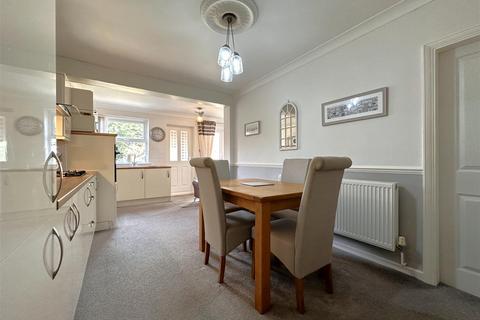 3 bedroom semi-detached house for sale, Massey Street, Newark
