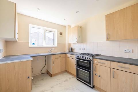 1 bedroom flat for sale, Scafell Road, Slough SL2