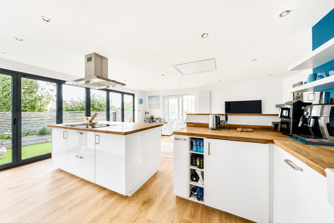4 bedroom detached bungalow for sale, Upper Highfield, Sidmouth EX10