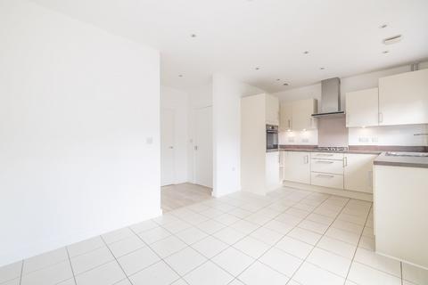 3 bedroom semi-detached house for sale, Atherfield Drive, Ashford, Kent, TN23