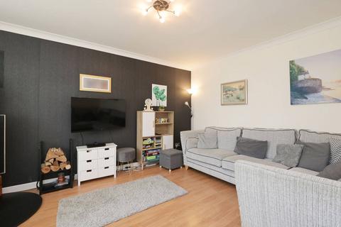 4 bedroom detached house for sale, 46 Devon Valley Drive, Sauchie, FK10 3GA