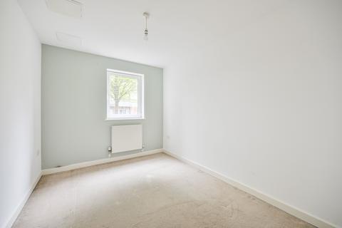 2 bedroom flat for sale, Cannock Court, 3 Hawker Place, London, E17