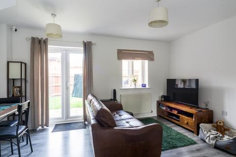3 bedroom terraced house for sale, Carnoustie Drive, Lincoln LN6