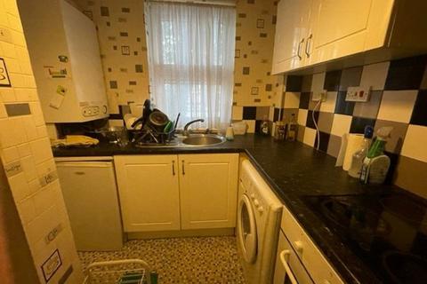 Studio to rent, Newmarket Street, Leicester