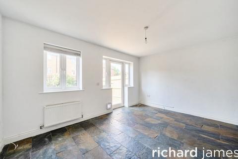 4 bedroom terraced house for sale, Mazurek Way, Haydon End SN25
