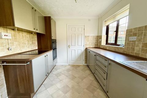 3 bedroom semi-detached house for sale, Weavers Close, Stalham NR12