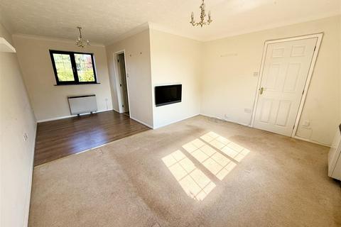 3 bedroom semi-detached house for sale, Weavers Close, Stalham NR12