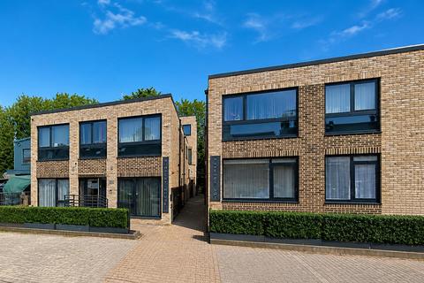 2 bedroom flat to rent, Lancaster Road, Barnet