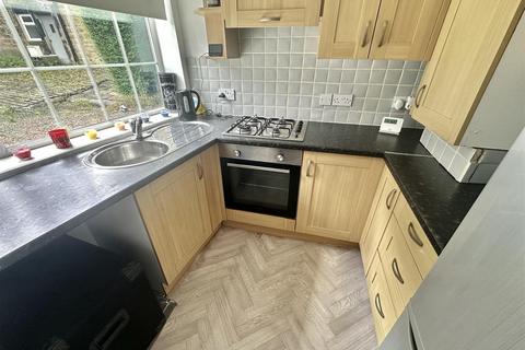 1 bedroom semi-detached bungalow for sale, Kirkgate, Hanging Heaton, Batley