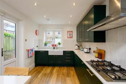House in York, Scarcroft, South Bank - View 2