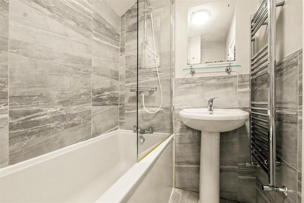Apartment in Cambridge, Romsey - More