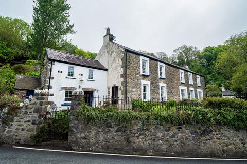 4 bedroom detached house for sale, Old Newport Road, Lower Town, SA65