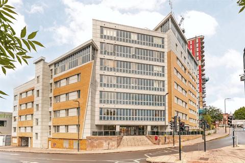 Drayton Green Road, London W13