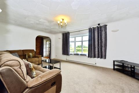 4 bedroom detached bungalow for sale, Mansfield Road, Aston, Sheffield