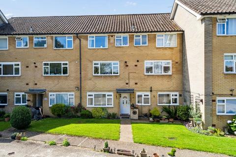 2 bedroom maisonette for sale, Milton Road, Ickenham, Middlesex, UB10