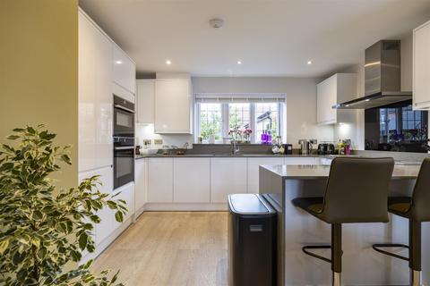4 bedroom detached house for sale, Hollowday Road, Cranfield, Bedford