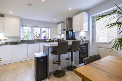 4 bedroom detached house for sale, Hollowday Road, Cranfield, Bedford