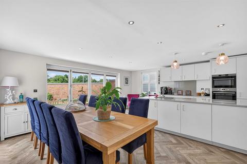 4 bedroom detached house for sale, Greenwood Street, Oakham, Rutland