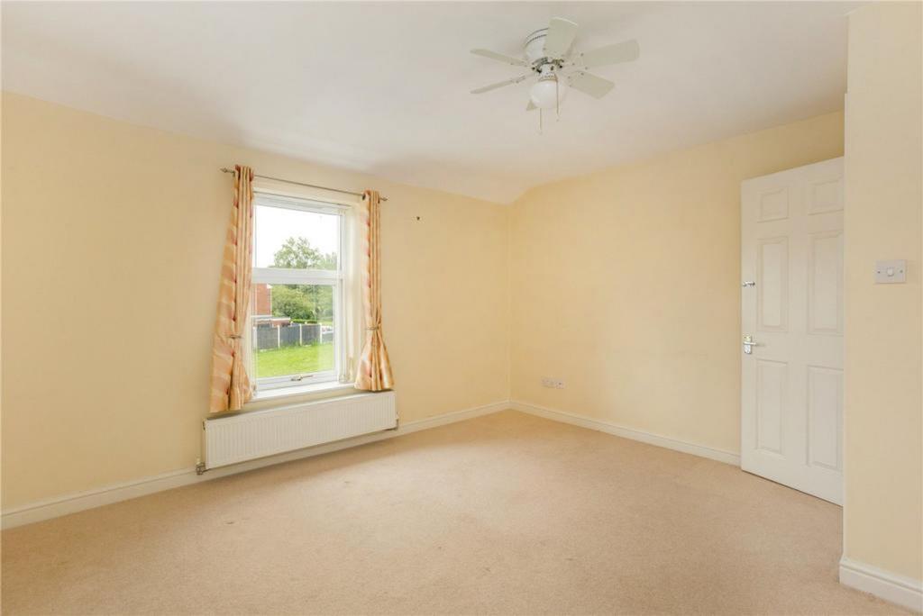 School Lane, Chapel House, WN8 – pohled 6