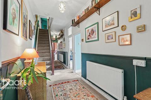 3 bedroom detached house for sale, Pentrepiod Road, Pontypool