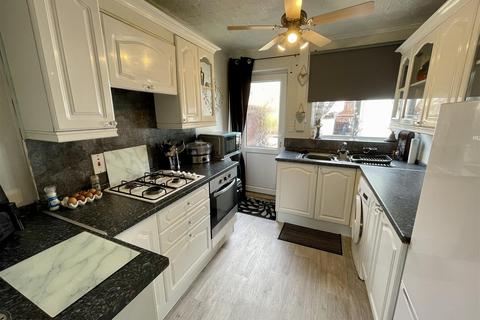 2 bedroom terraced house for sale, Selby Crescent, Darlington