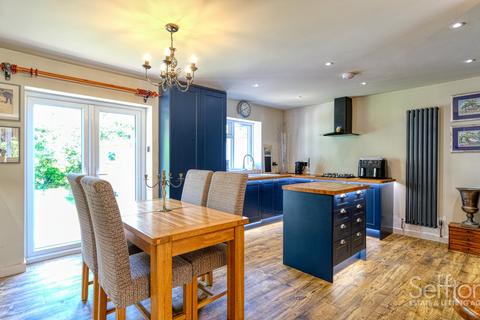 2 bedroom detached bungalow for sale, Thunder Lane, Norwich, Norfolk