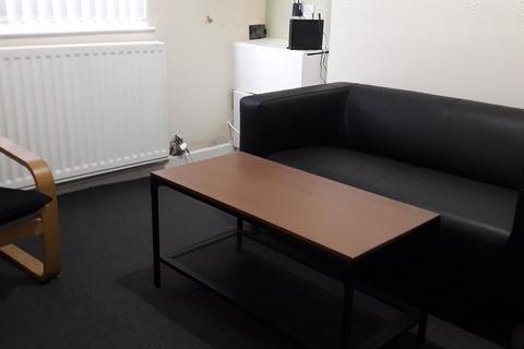 2 bedroom terraced house to rent, Harford Street, Middlesbrough TS1