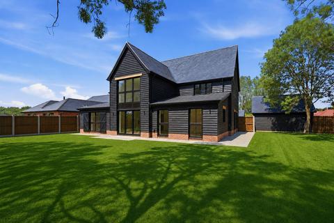 4 bedroom detached house for sale, The Nest, Mersea Road, Abberton, Colchester, CO5