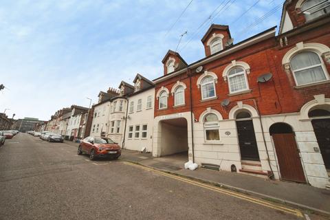 1 bedroom flat for sale, Cardigan Street, Luton