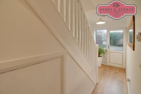 undefined, Chambers Lane, Mynydd Isa CH7