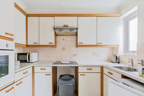 1 bedroom apartment for sale, Swan Court, Stratford-upon-Avon CV37