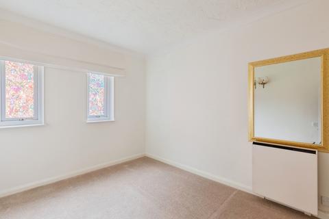 1 bedroom apartment for sale, Swan Court, Stratford-upon-Avon CV37