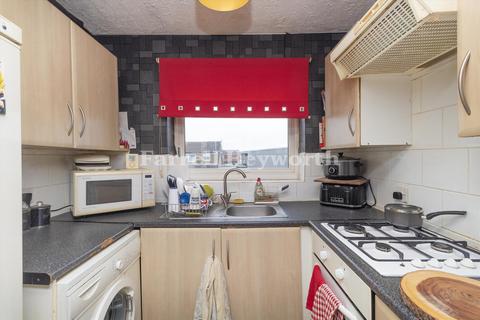 1 bedroom flat for sale, Deanpoint, Morecambe LA3