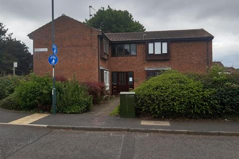 Studio for sale, Drake Close, SOUTH SHIELDS
