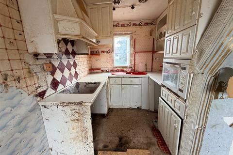 Studio for sale, Drake Close, SOUTH SHIELDS