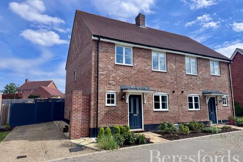 Semi-detached house - Pointsman Way, Colchester, CO3