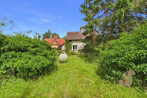 2 bedroom detached house for sale, The Street, Bury St. Edmunds IP31