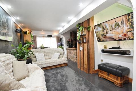 3 bedroom character property for sale, Ockendon Road, Upminster