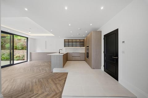 undefined, Castlebar Hill, Ealing, W5