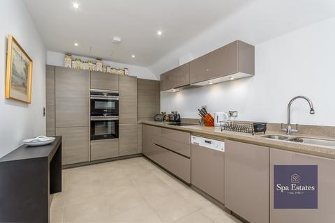 3 bedroom penthouse for sale, Lillington Avenue, Leamington Spa CV32